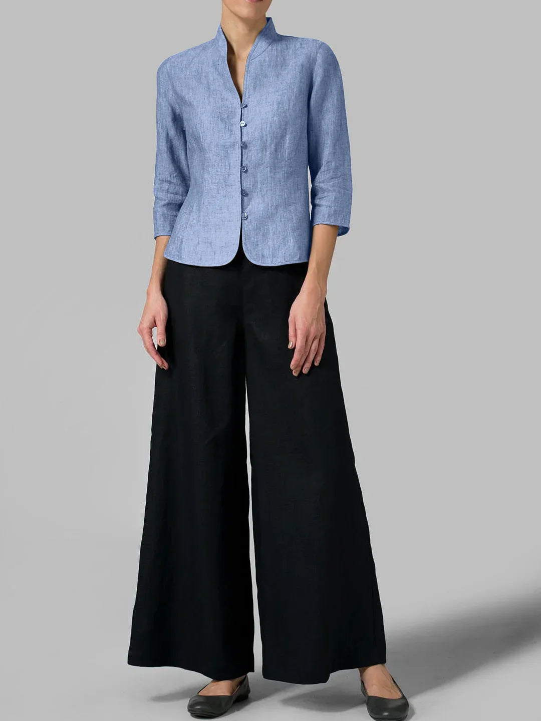 Cecilie – Bluse med knapper foran
