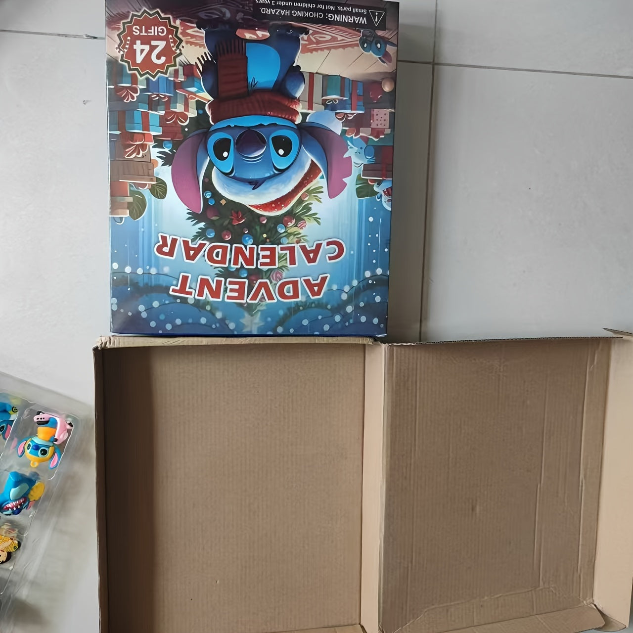 Stitch Adventskalender Legesæt | Interaktivt juleoverraskelsesspil med 24 dele