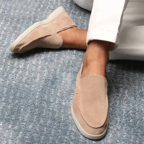 Kelvin - Elegante loafers i ruskind