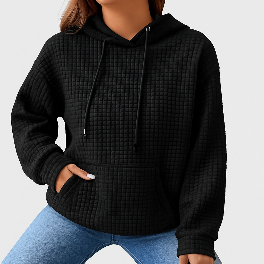 Plus size hættetrøje – struktureret strik med snøre og løs pasform