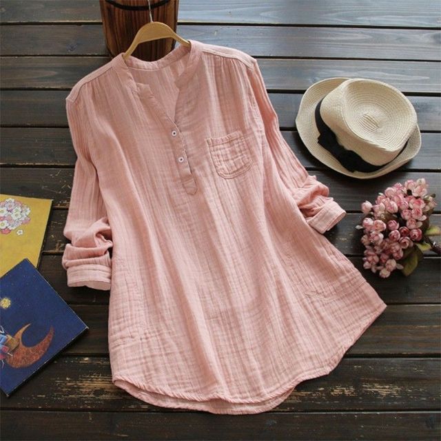 Amelia - Elegant damebluse med V-udskæring og brystlomme
