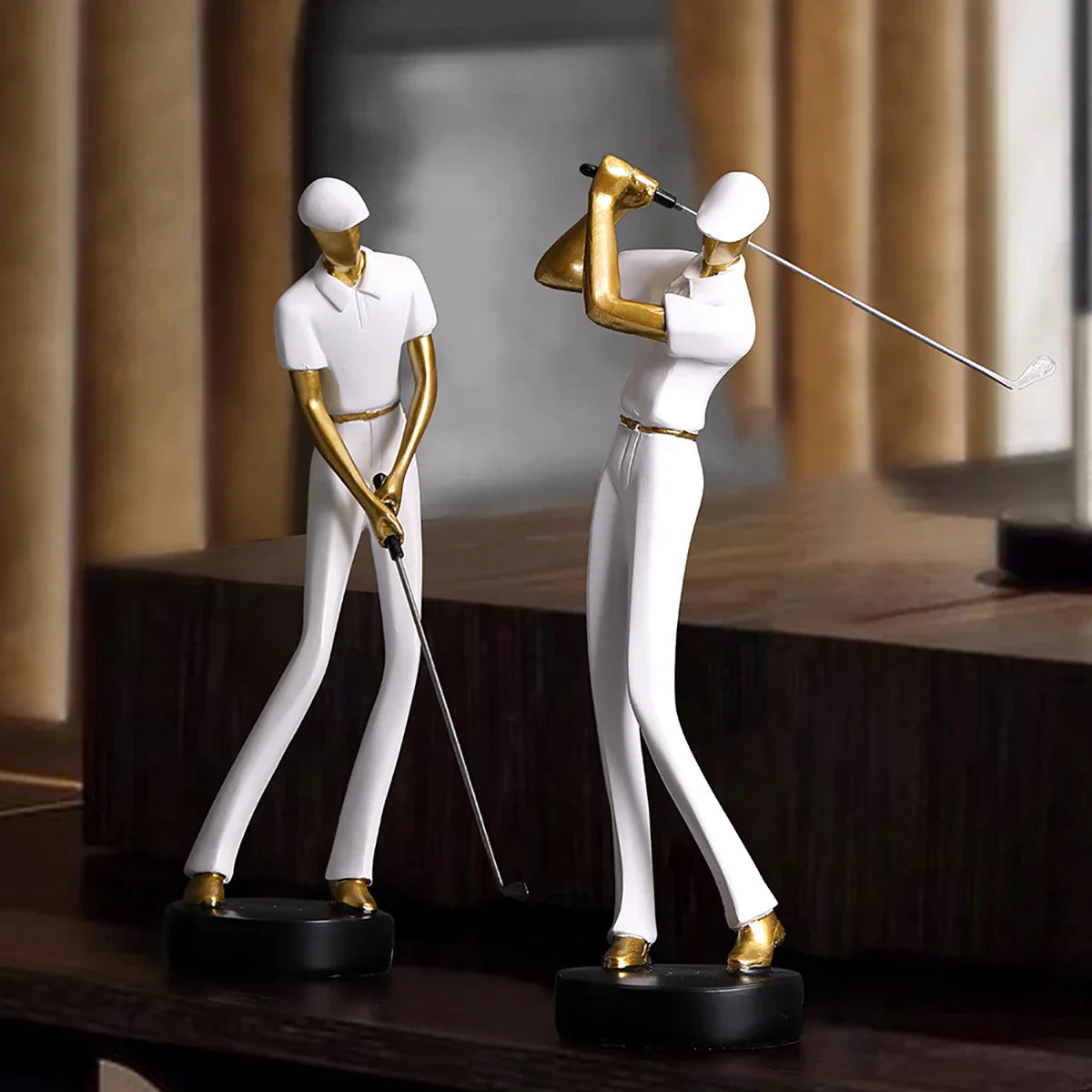 TeeStance - Elegant Golf Pose Skulptur