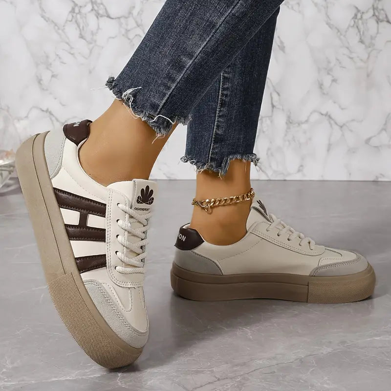 Thora - En unik  Unikke og behagelige sneakers