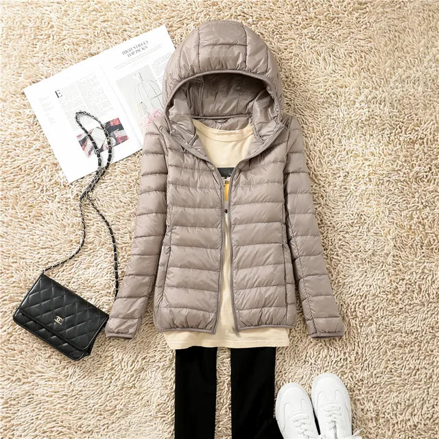 Frida - Ultralet pakbar dunfrakke med hætte