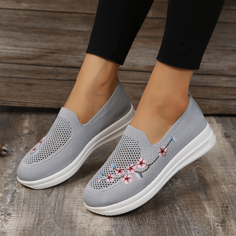 Esther - Moderigtige sko med blomsterprint