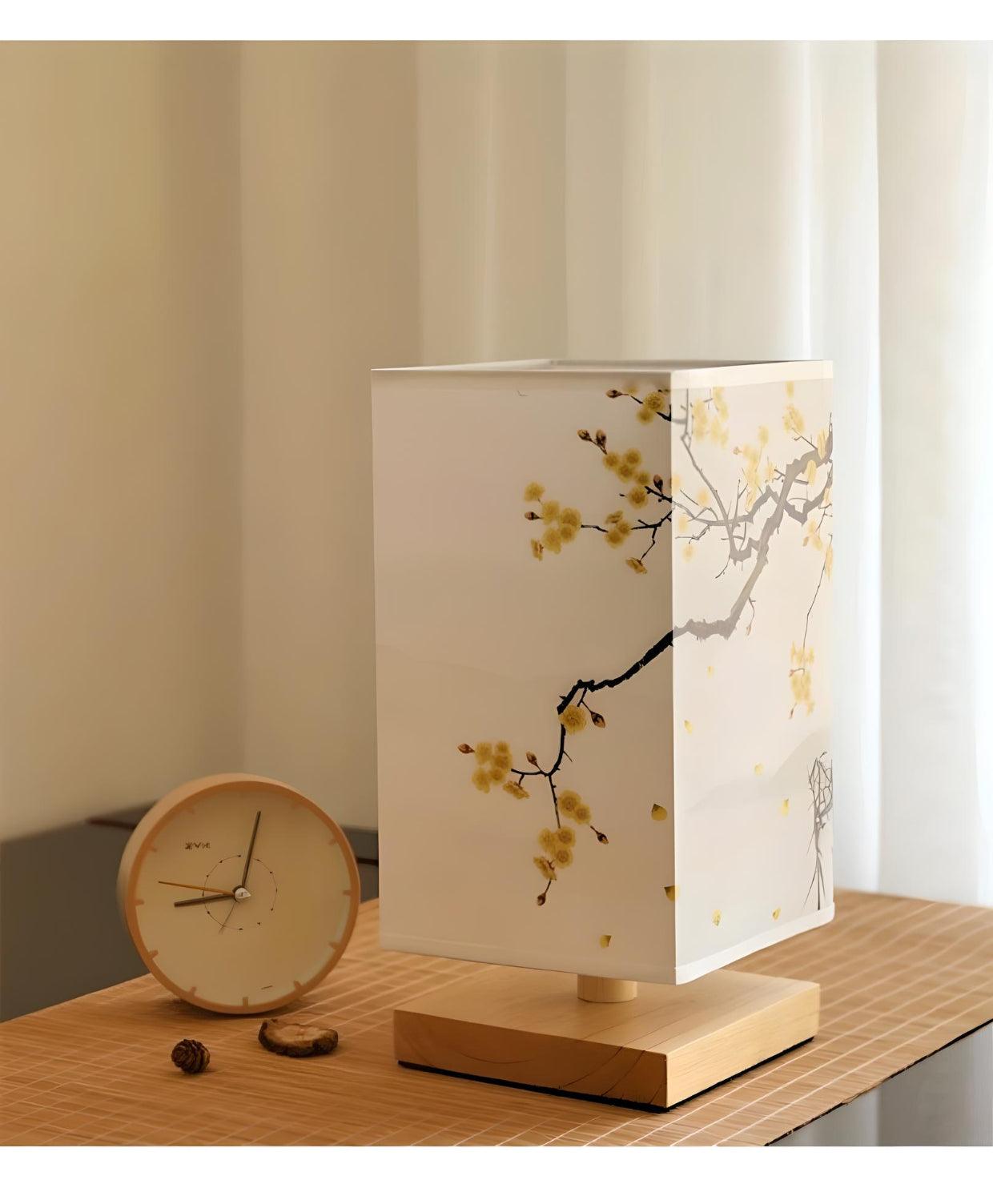 SakuraLight – Dæmpbar bordlampe i japansk stil