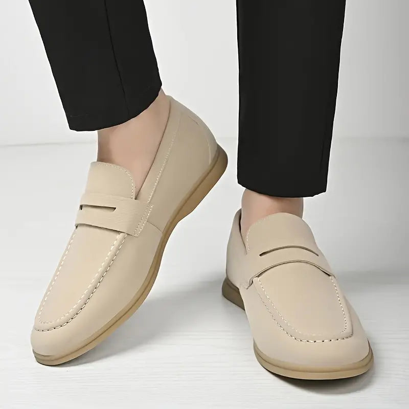 Jax - Moderne alsidige loafers i kontrastsål