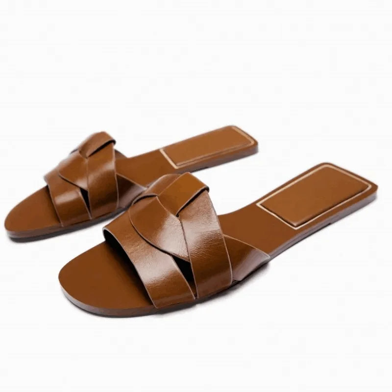 Julie - Sandaler med krydsrem