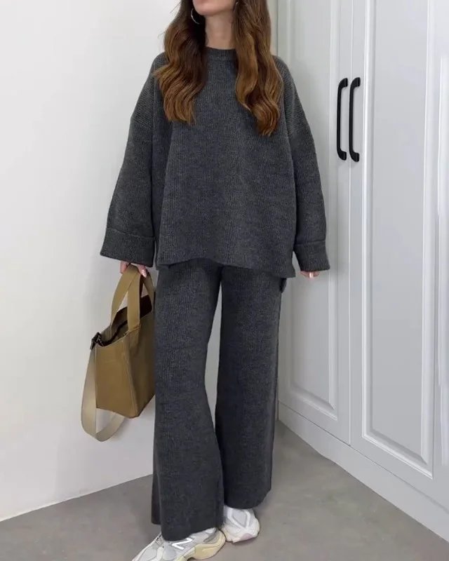 Nicola - Afslappet todelt sæt med crewneck-trøje og bukser