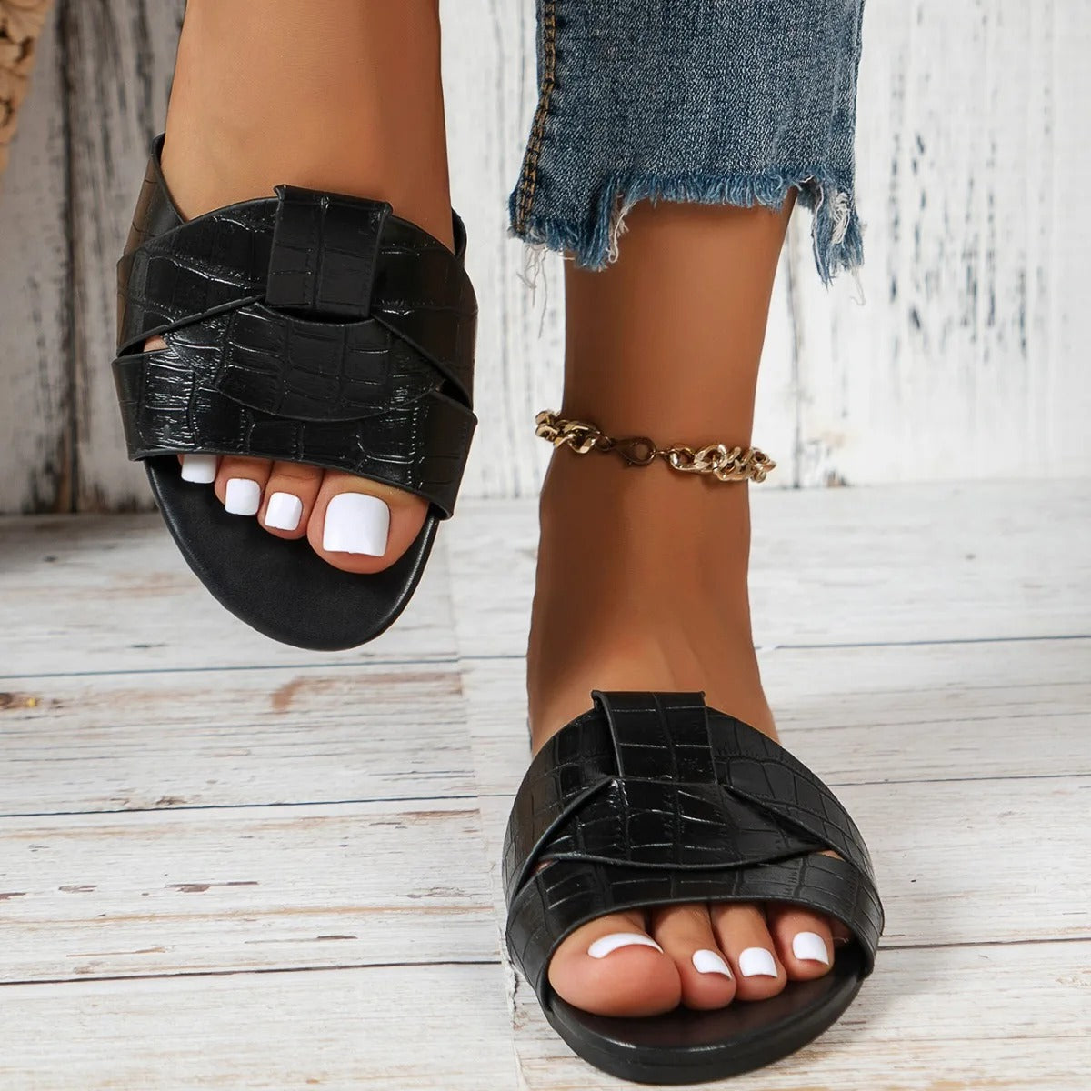 Julie - Sandaler med krydsrem