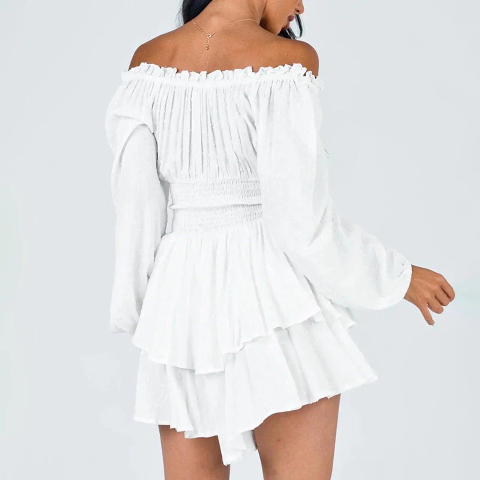 Abby - fortryllende off-the-shoulder flæsekjole