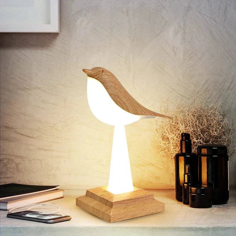 Aviora – Bordlampe med fuglelys