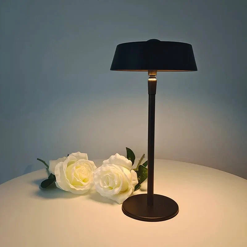Radianté – Minimalistisk bordlampe