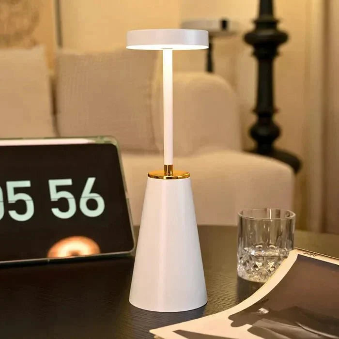 Solynix – Trådløs bordlampe