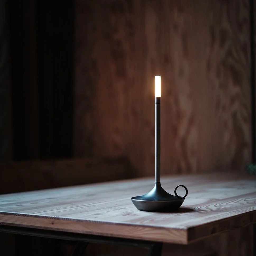 NovaGlow - Glimrende bordlampe