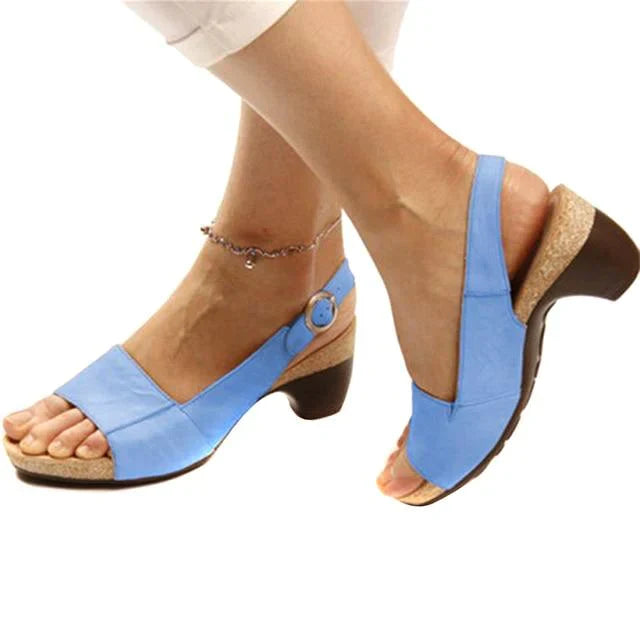 Claudia - Justerbare sandaler med spænde med Slingback Design