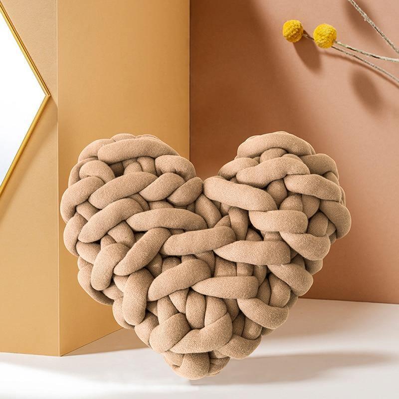 LoveTwist - Hjerteformet strik pude