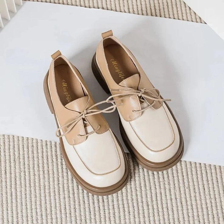 Stella - Tofarvede loafers med snørebånd med rund tå