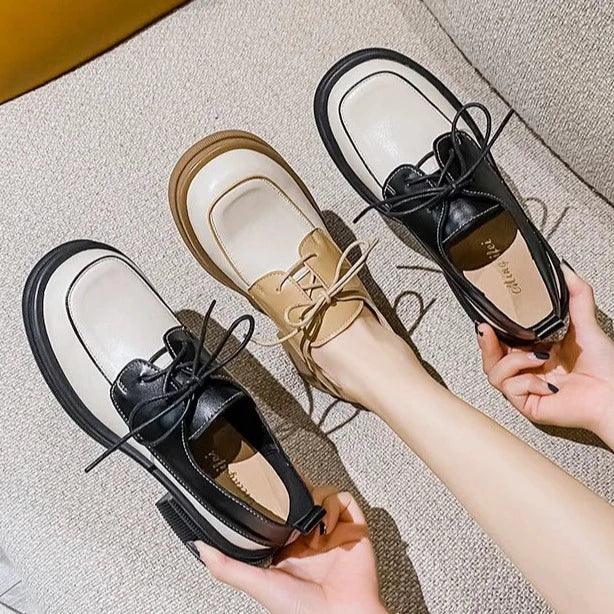 Stella - Tofarvede loafers med snørebånd med rund tå